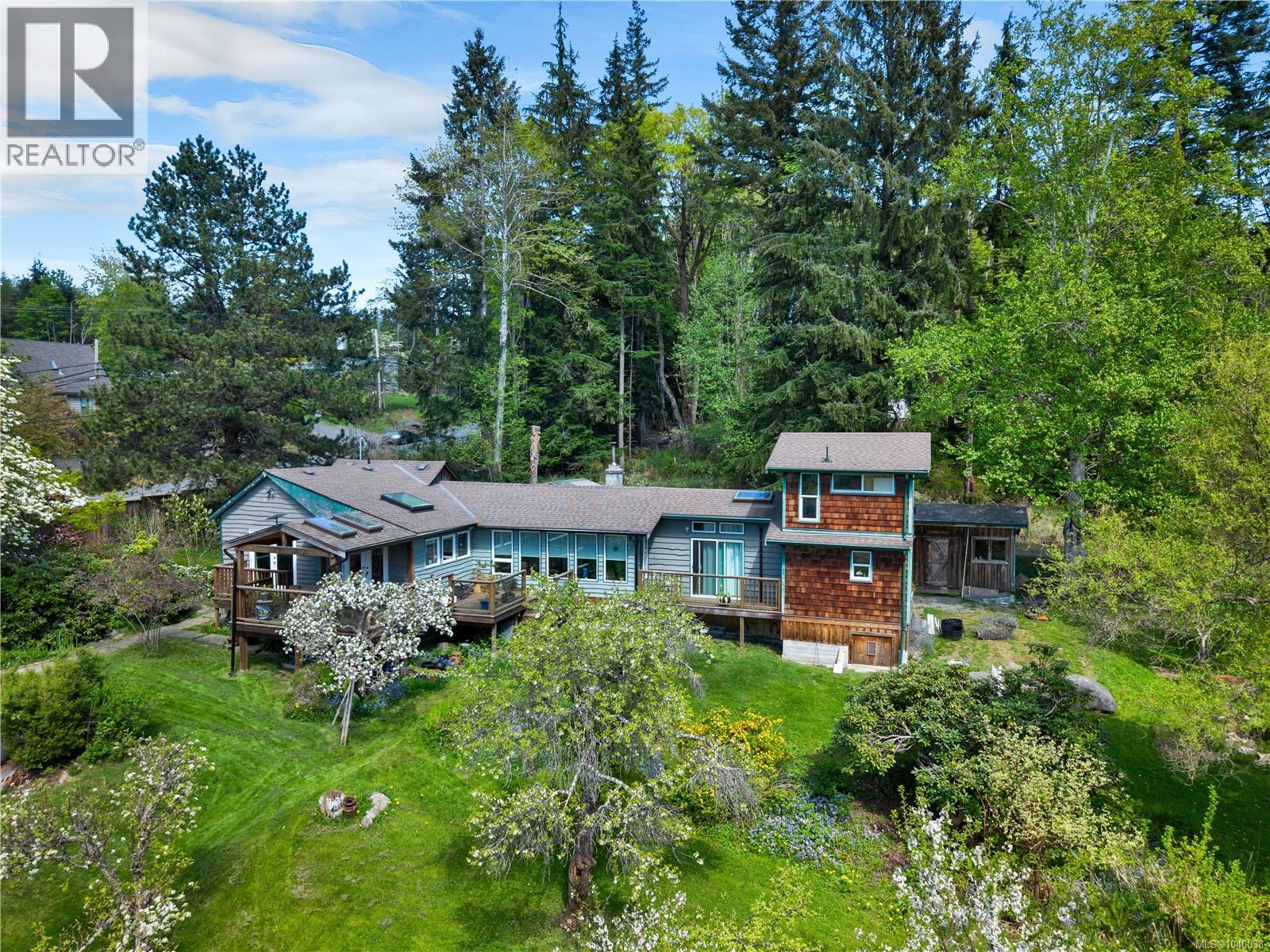 653 Heriot Bay Rd - 76