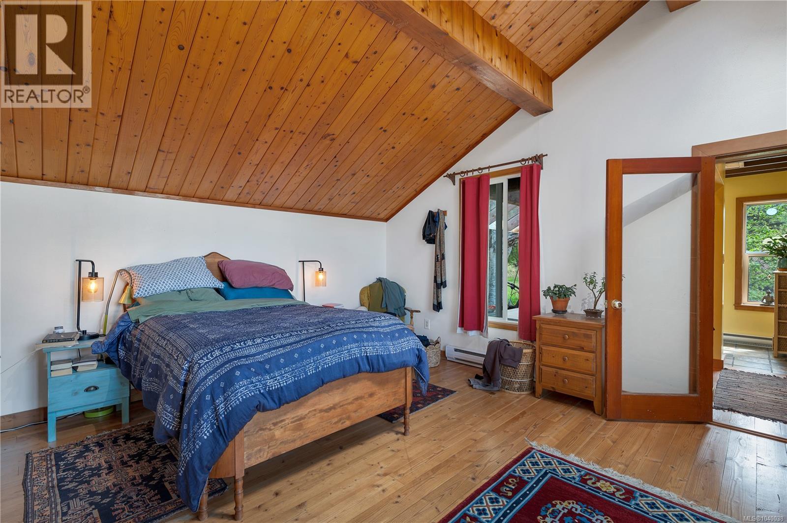653 Heriot Bay Rd - 34