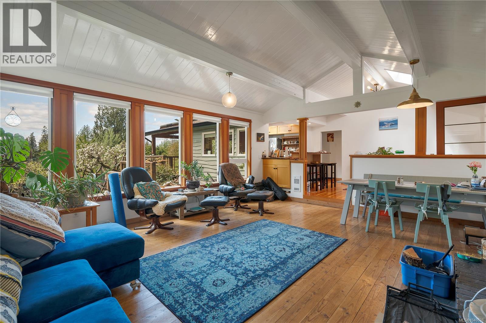 653 Heriot Bay Rd - 29