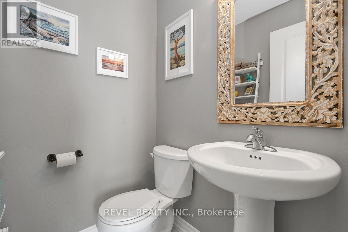 3 Bed, 3 Bath House for Sale in Ottawa – 723 WHITE ALDER AVENUE, Ottawa – MLS# X13427504 - Image 15