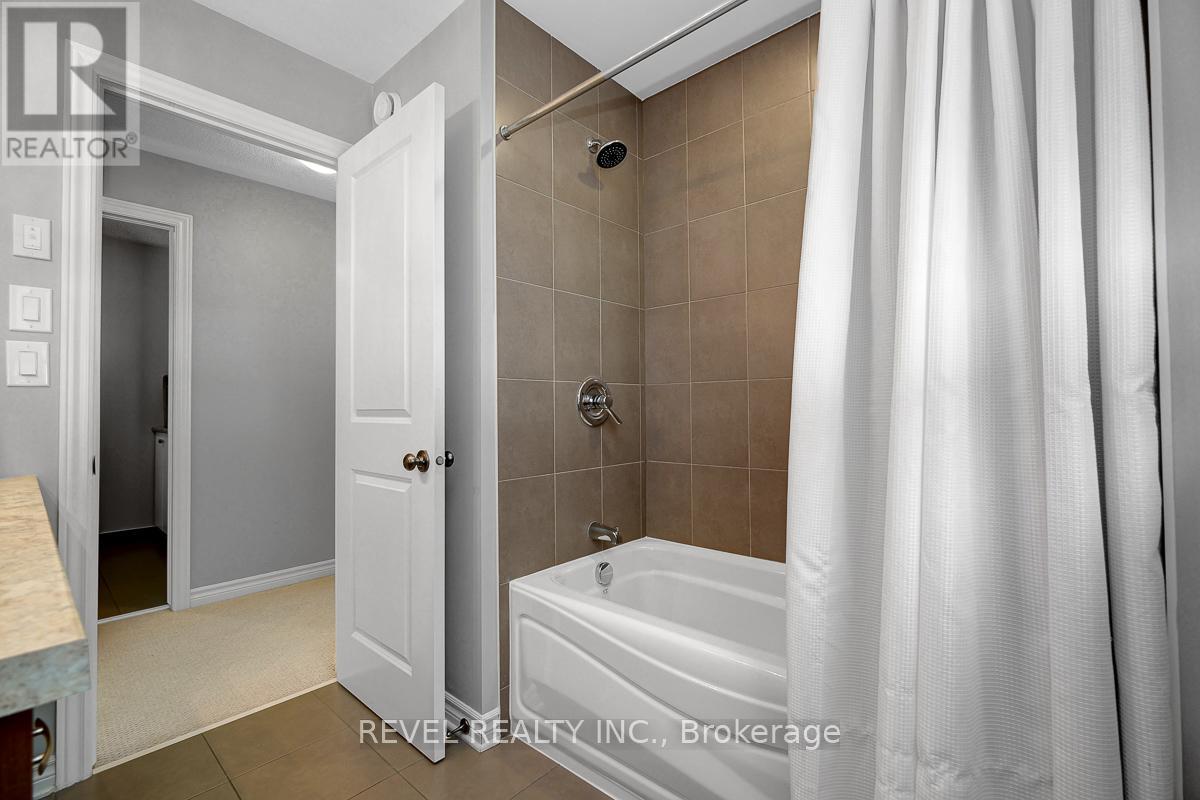 3 Bed, 3 Bath House for Sale in Ottawa – 723 WHITE ALDER AVENUE, Ottawa – MLS# X13427504 - Image 24