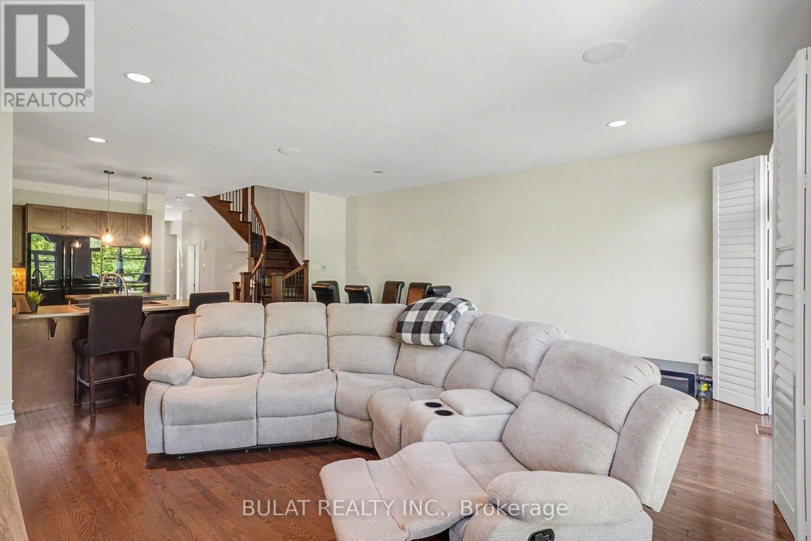 3 Bed, 3 Bath House for Sale in Ottawa – 20 MCCOOEYE LANE, Ottawa – MLS# X13427512 - Image 9