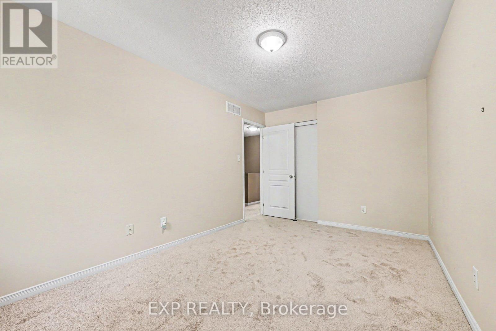 3 Bed, 3 Bath House for Sale in Ottawa – 30 MIDWOOD PRIVATE, Ottawa – MLS# X13427530 - Image 22