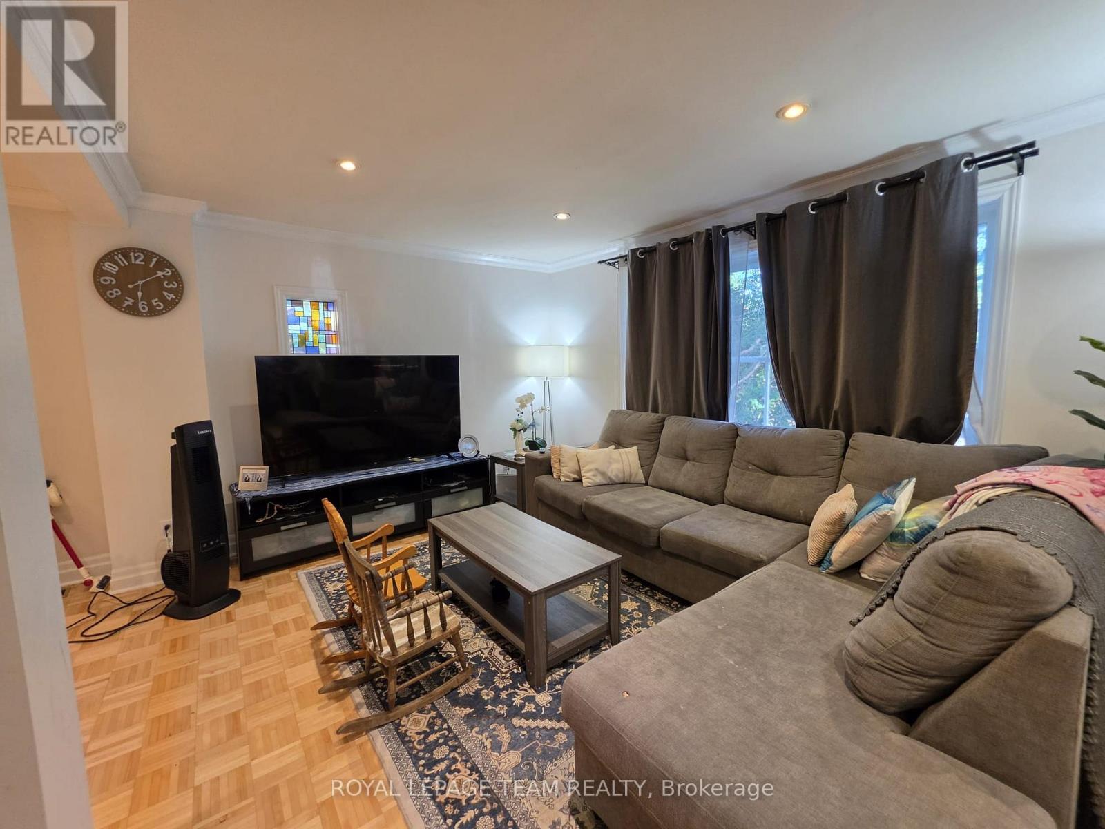 1247 SUMMERVILLE AVENUE - 11