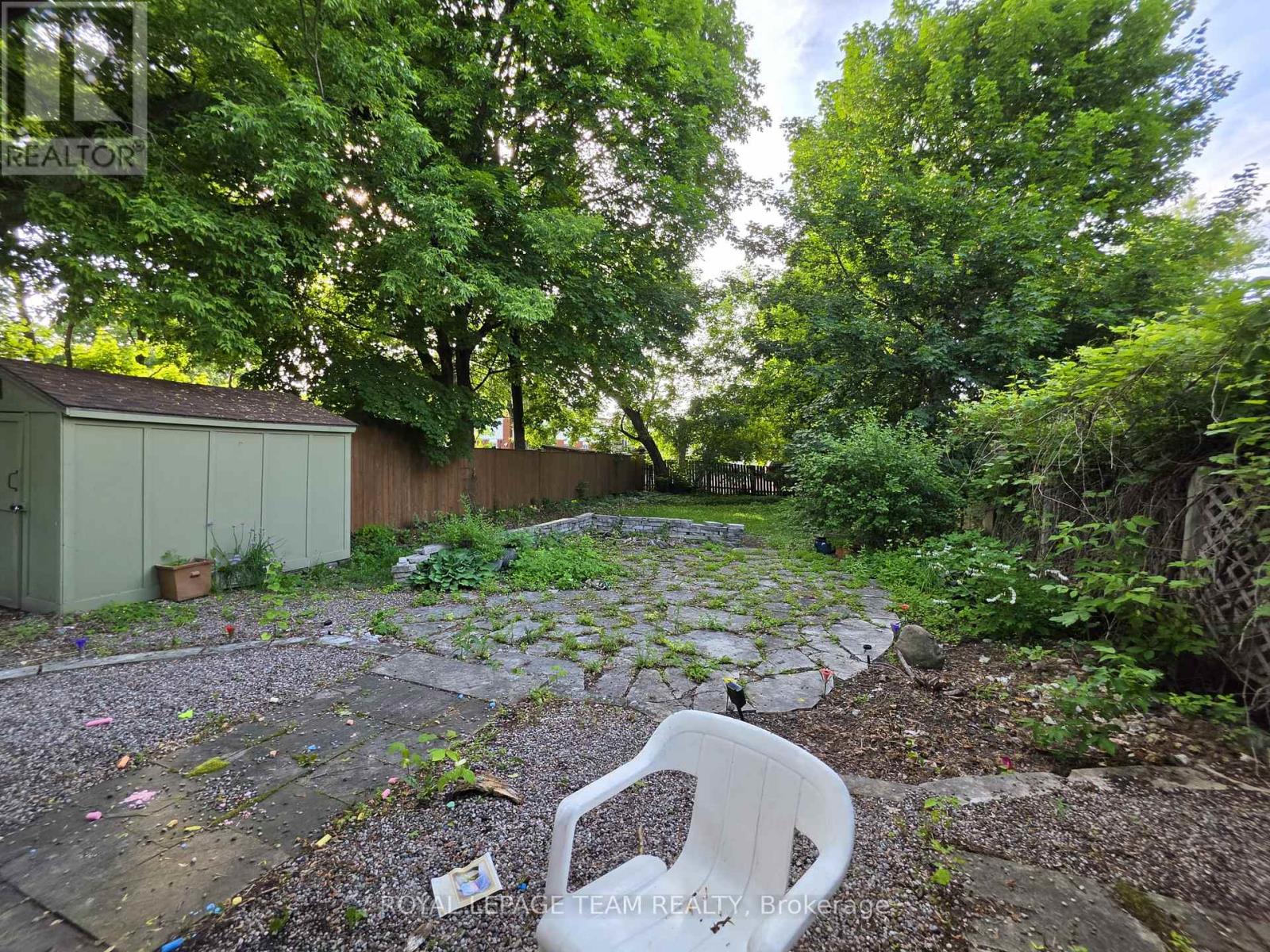 1247 SUMMERVILLE AVENUE - 26