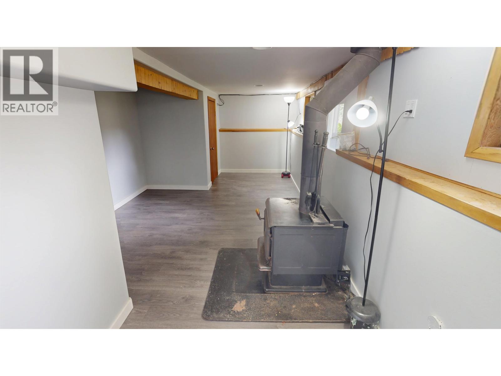 2823 NAZKO ROAD - 29