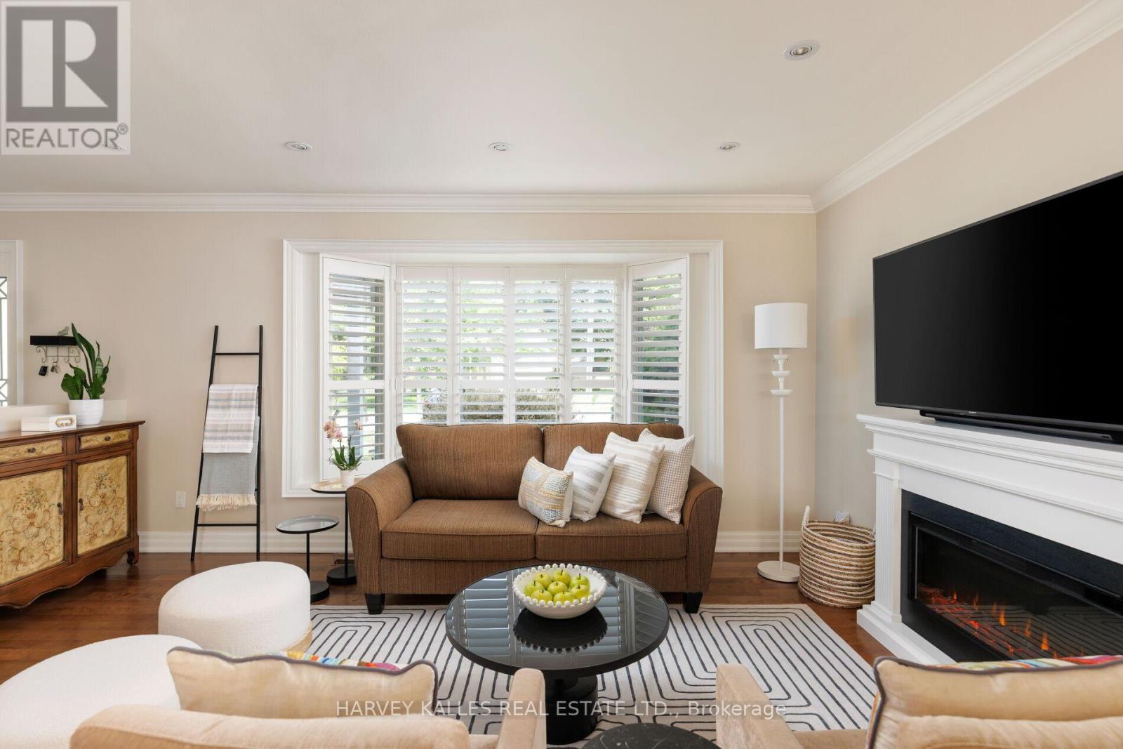 45 ASHFIELD DRIVE - 11