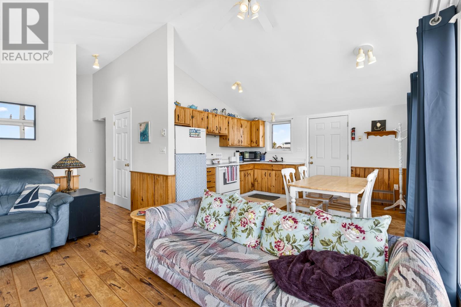 54 Rosie Lane - 17