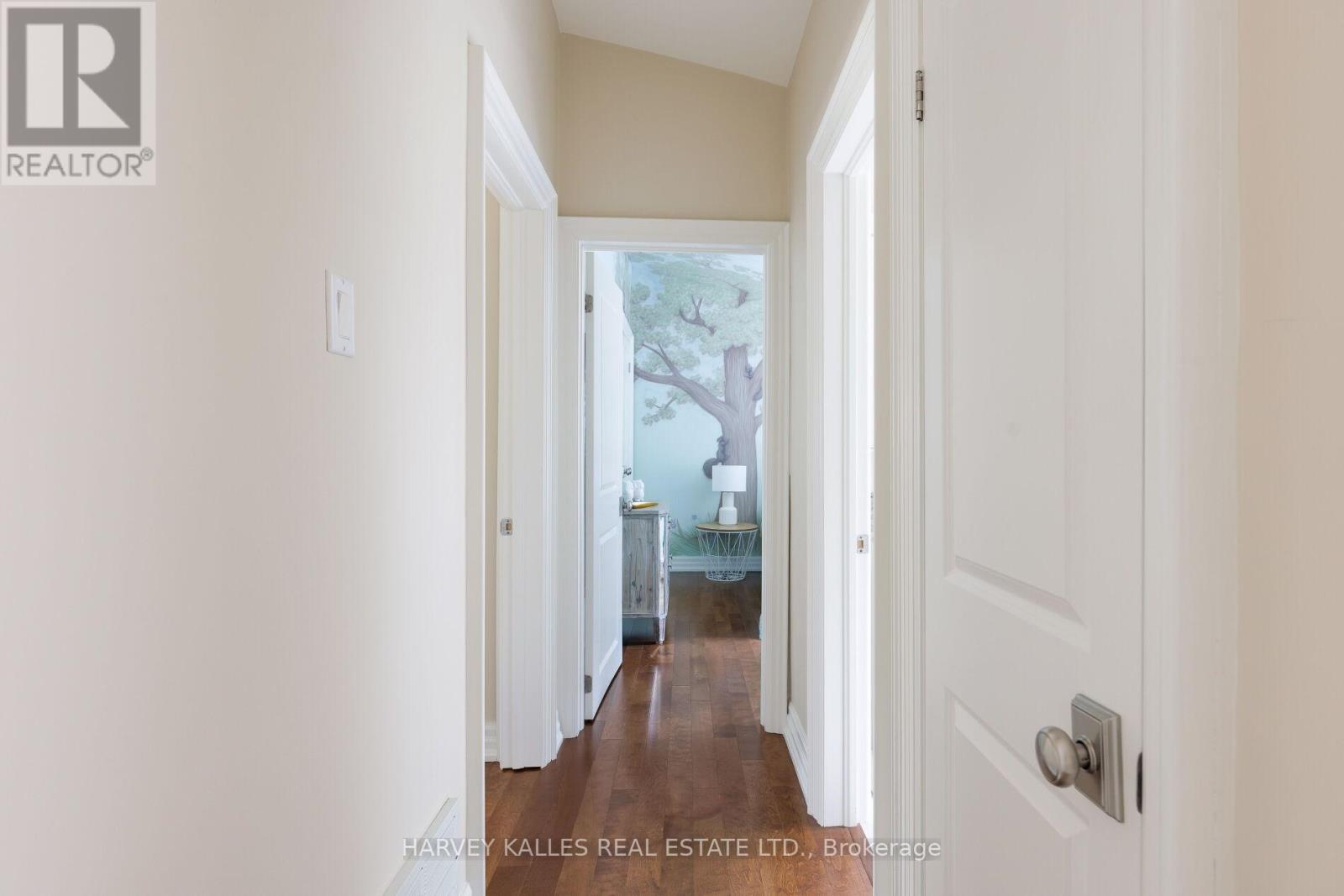 45 ASHFIELD DRIVE - 36