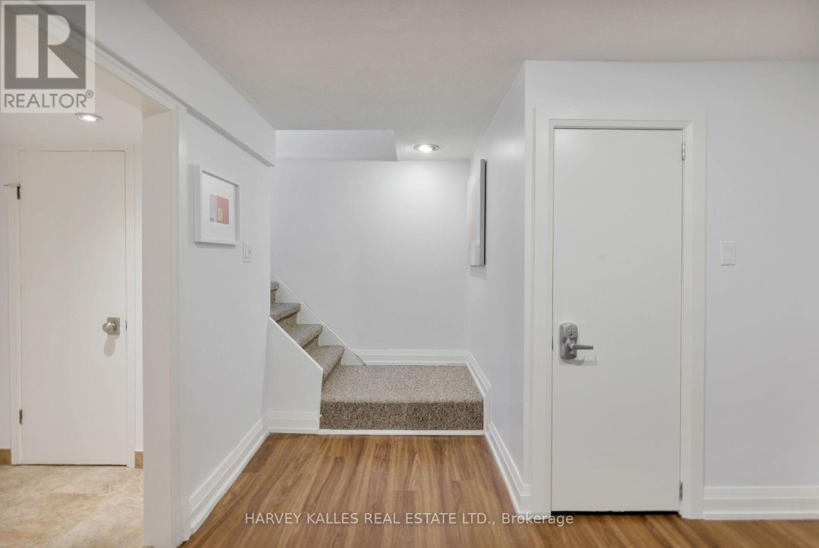 45 ASHFIELD DRIVE - 44