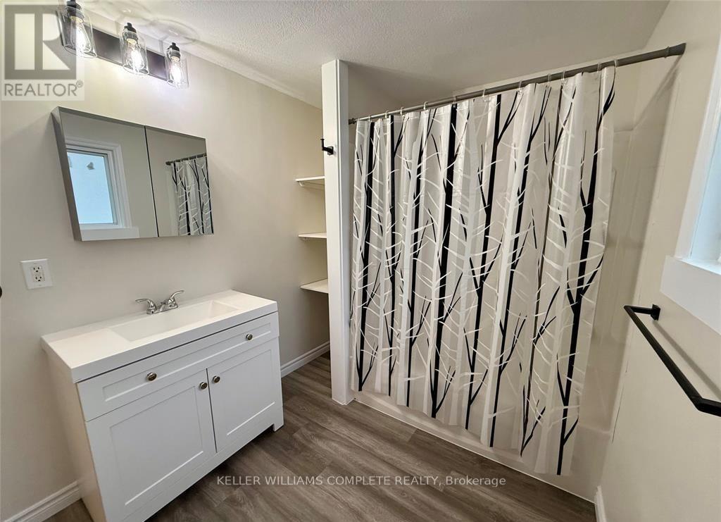 318 LAFONTAINE STREET - 16