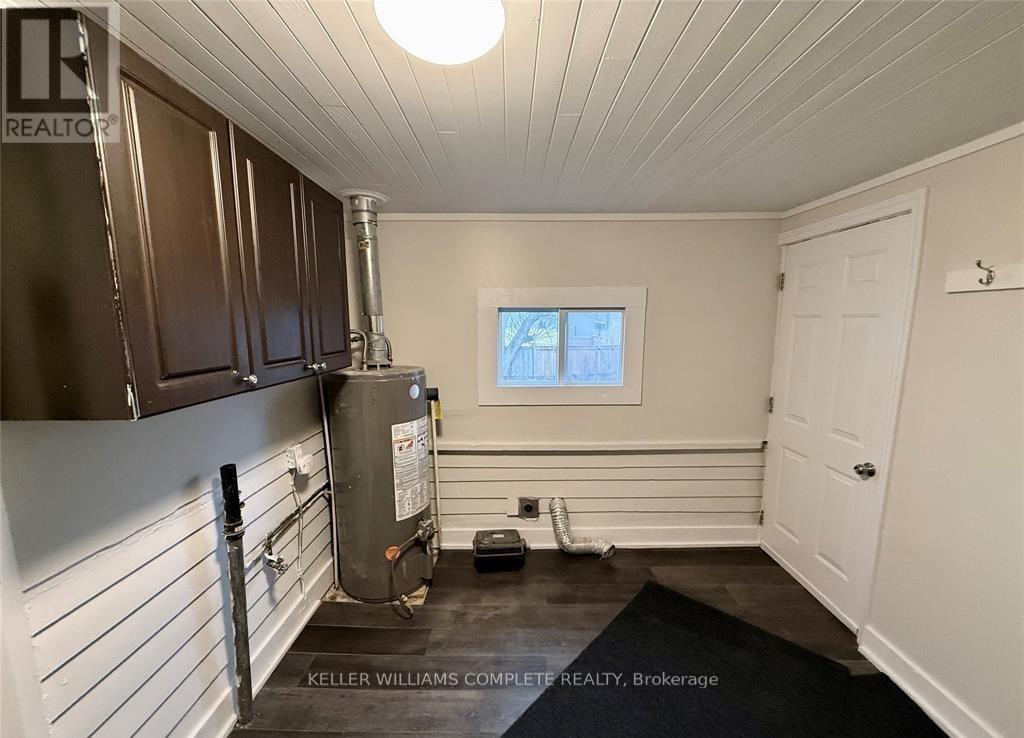 318 LAFONTAINE STREET - 23