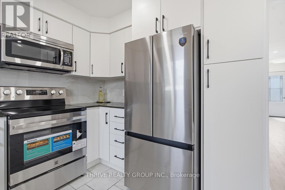 #22 700 EXETER ROAD - 18