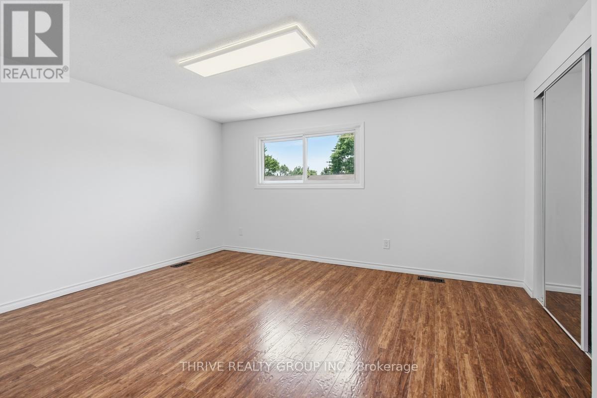 #22 700 EXETER ROAD - 21