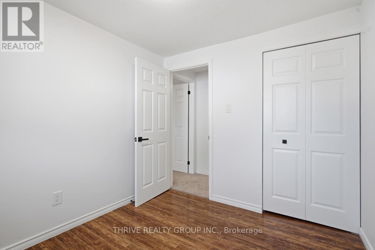 #22 700 EXETER ROAD - 33