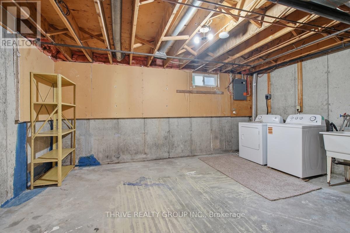 #22 700 EXETER ROAD - 38