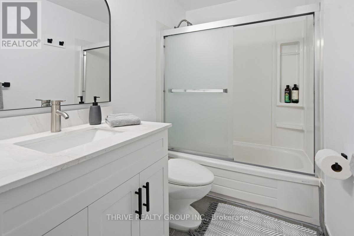 #22 700 EXETER ROAD - 34