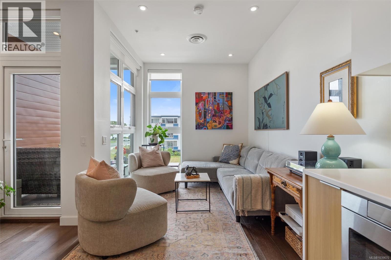 #205 9570 Fifth St - 11