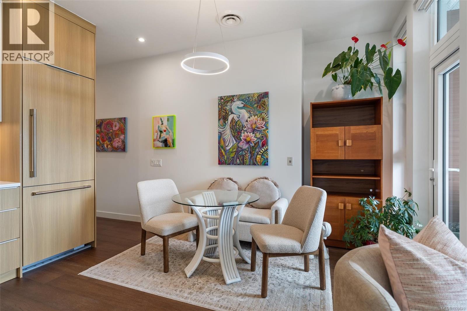 #205 9570 Fifth St - 7