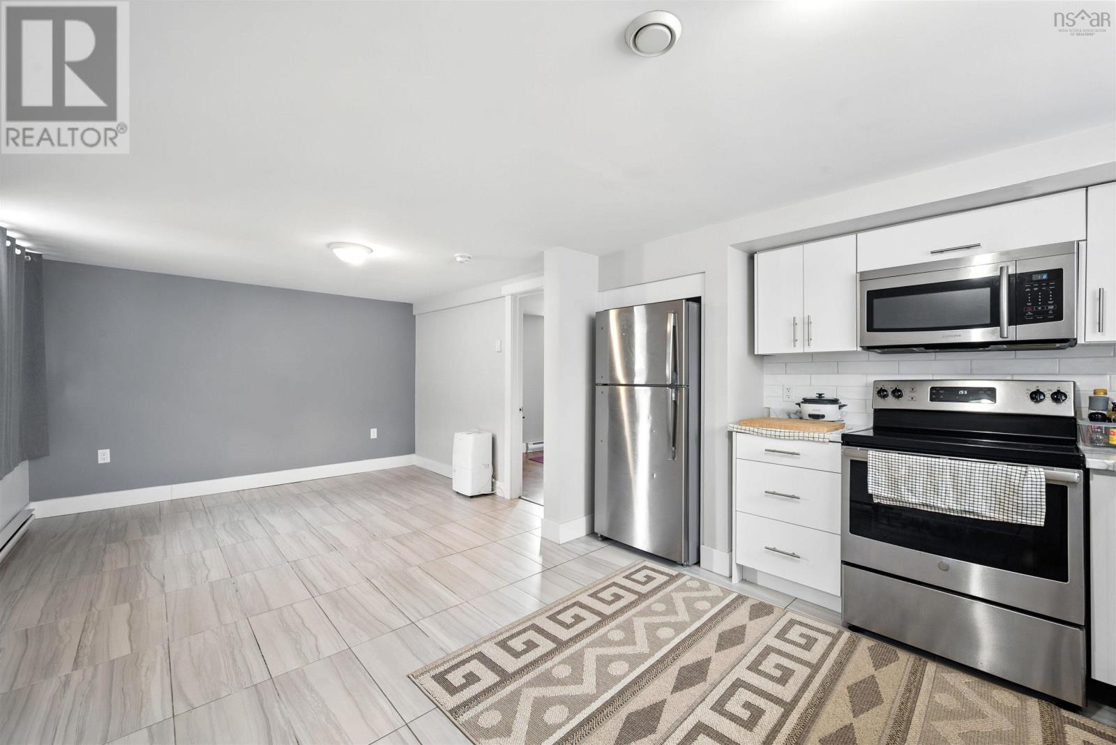 81 Adelaide Avenue - 27