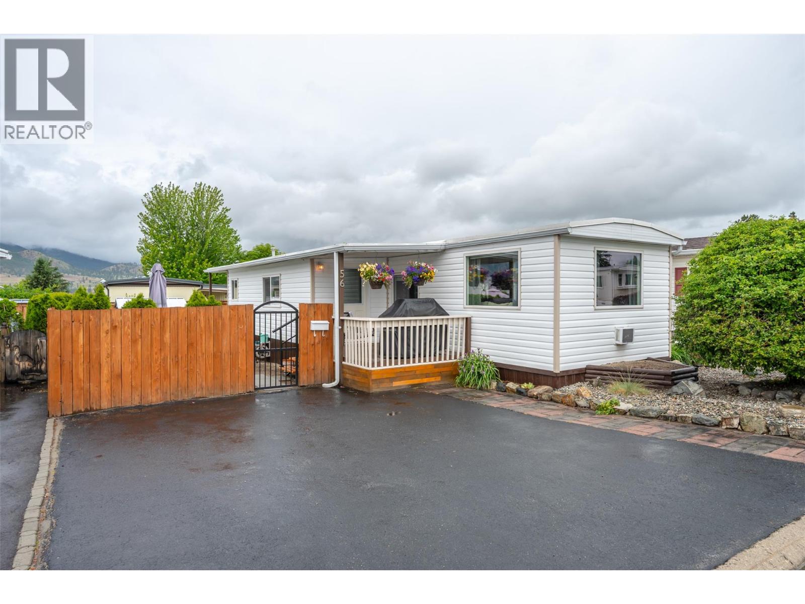 #56 98 Okanagan Avenue E - 1