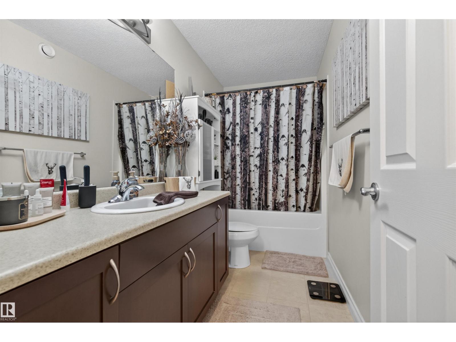 16528 132 ST NW - 15