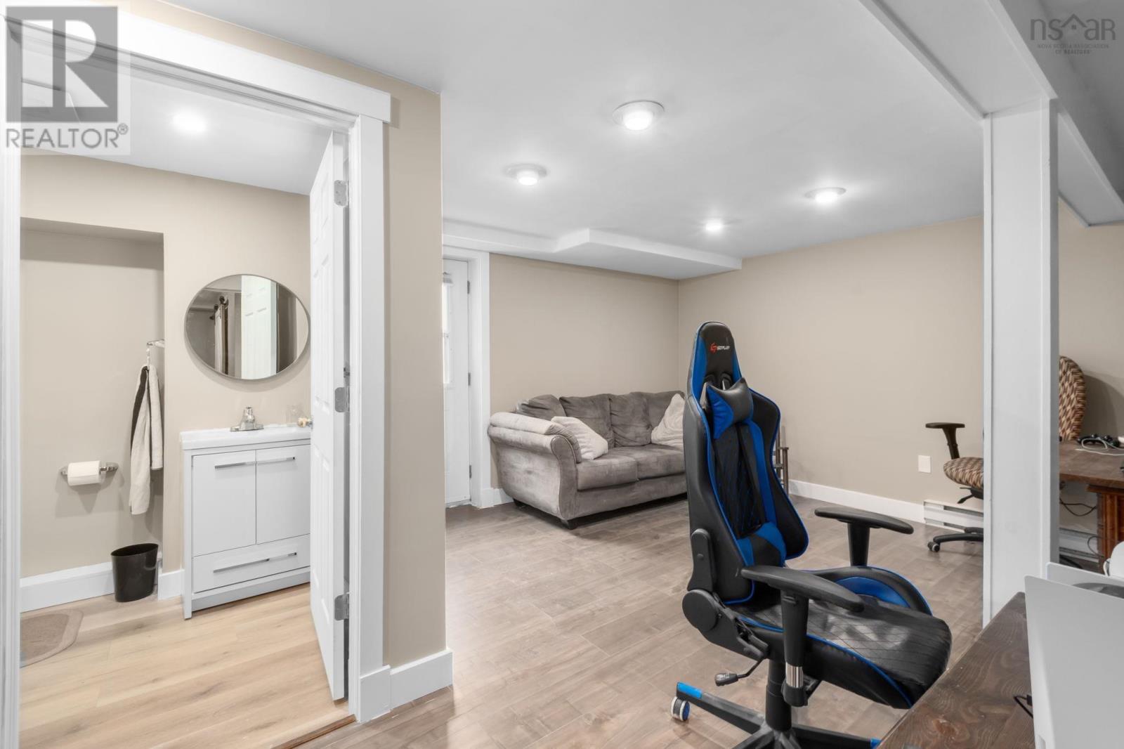Property 29 of 41 of 1860 GERALD Drive