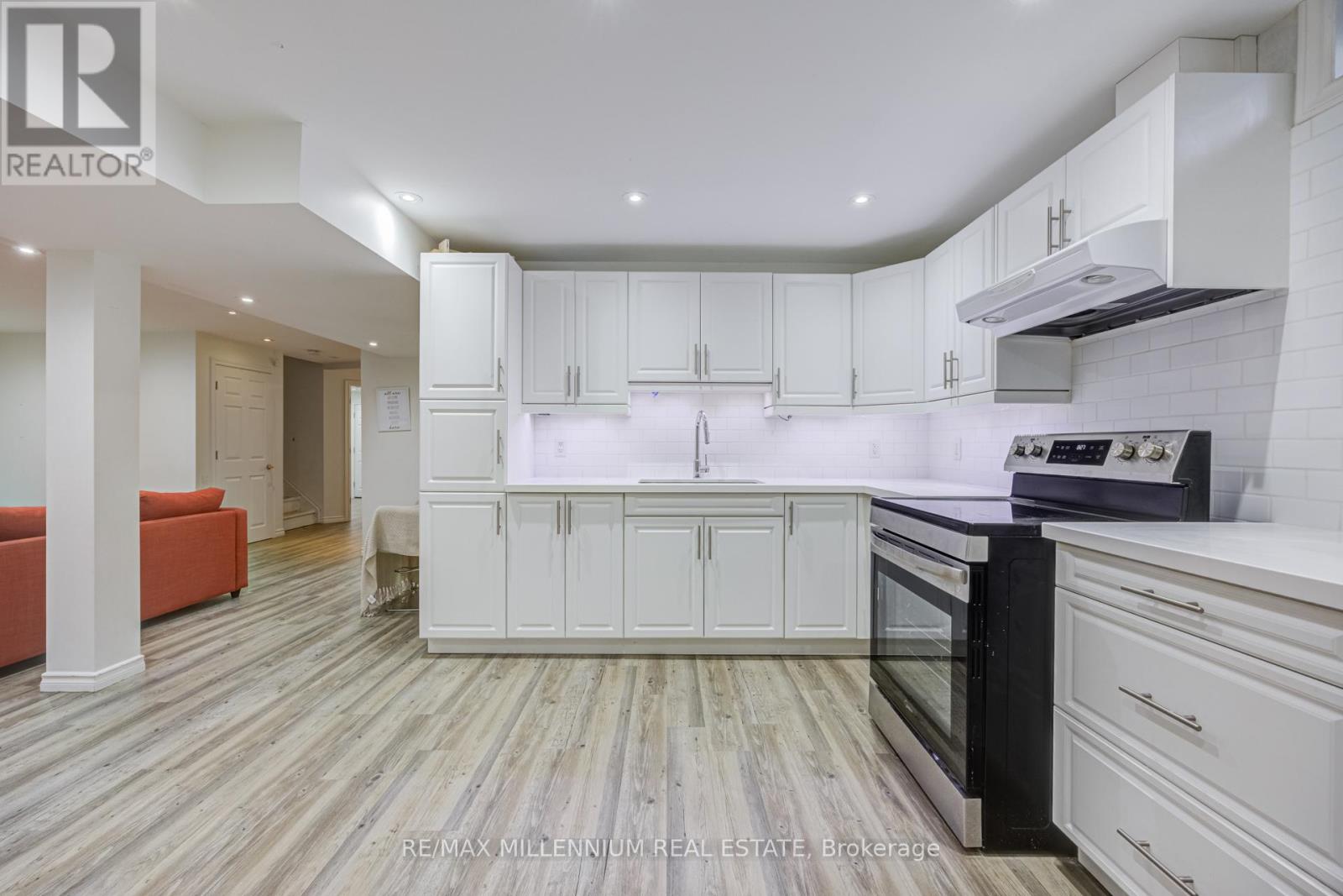 96 WINDWOOD DRIVE - 37