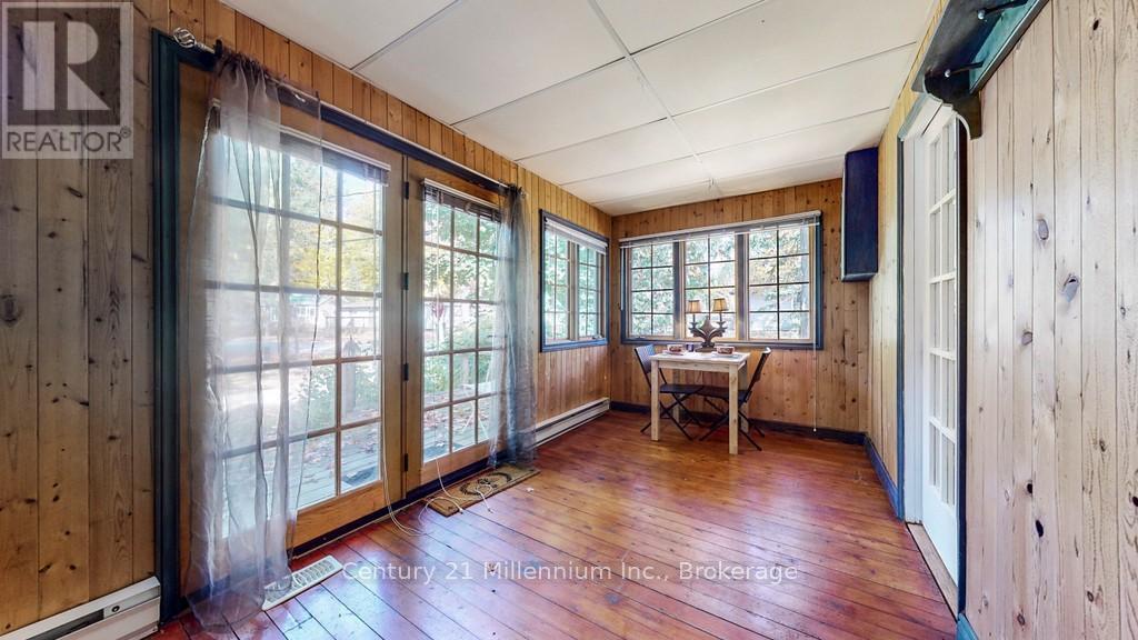 19 HASTINGS AVENUE - 26
