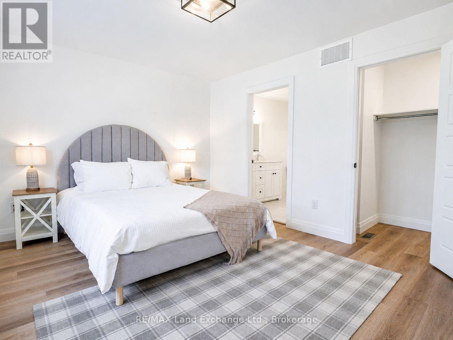 #18 86 EAGLE COURT - 23