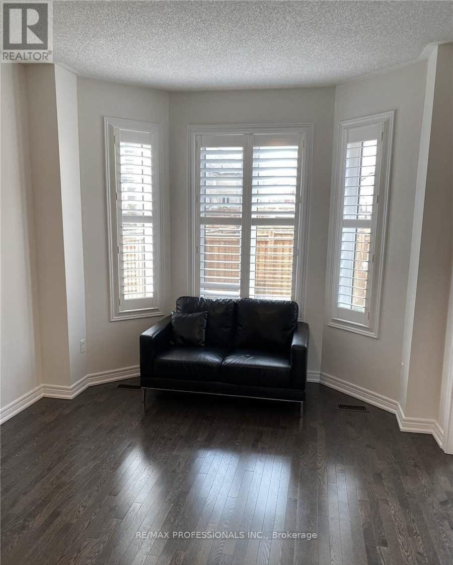 44 VILLADOWNS TRAIL - 3