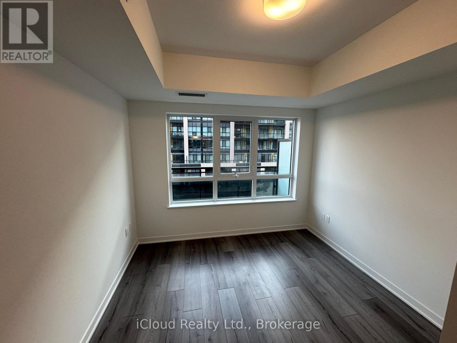 #417 395 DUNDAS STREET W - 10