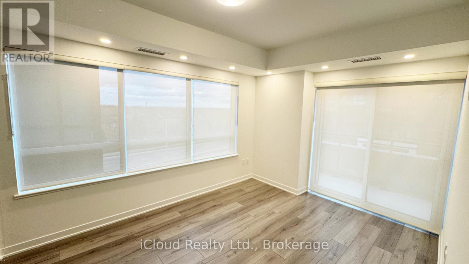 #417 395 DUNDAS STREET W - 7