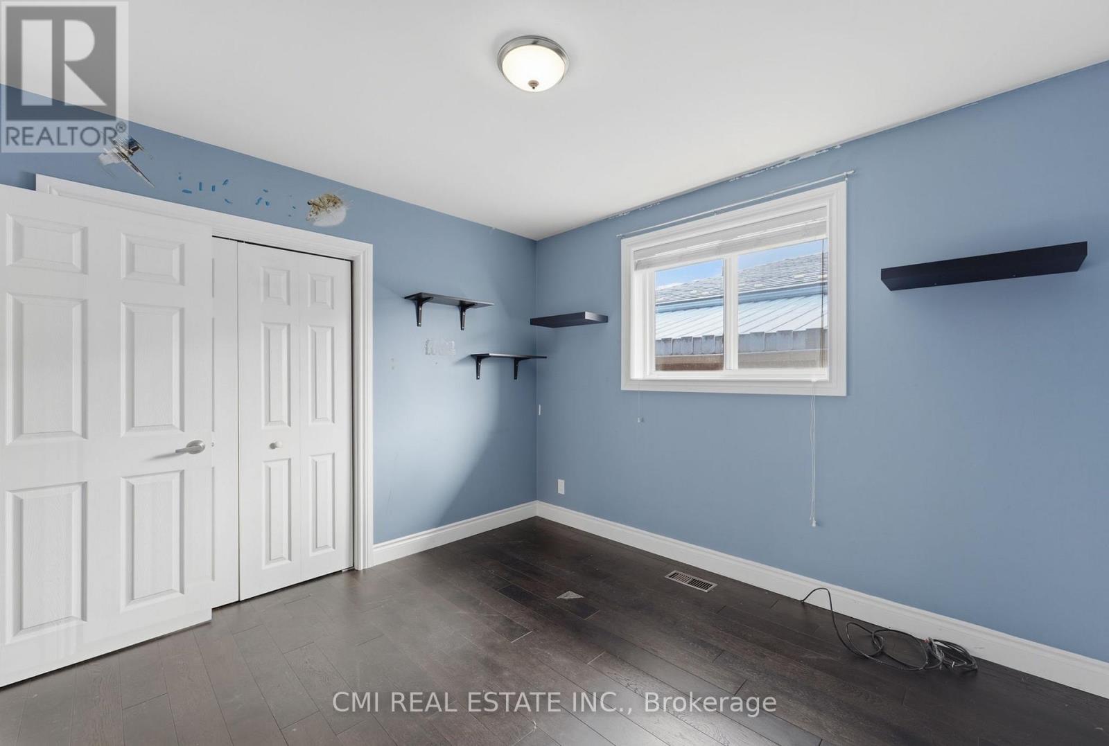 251 FAIRRIDGE ROAD - 19