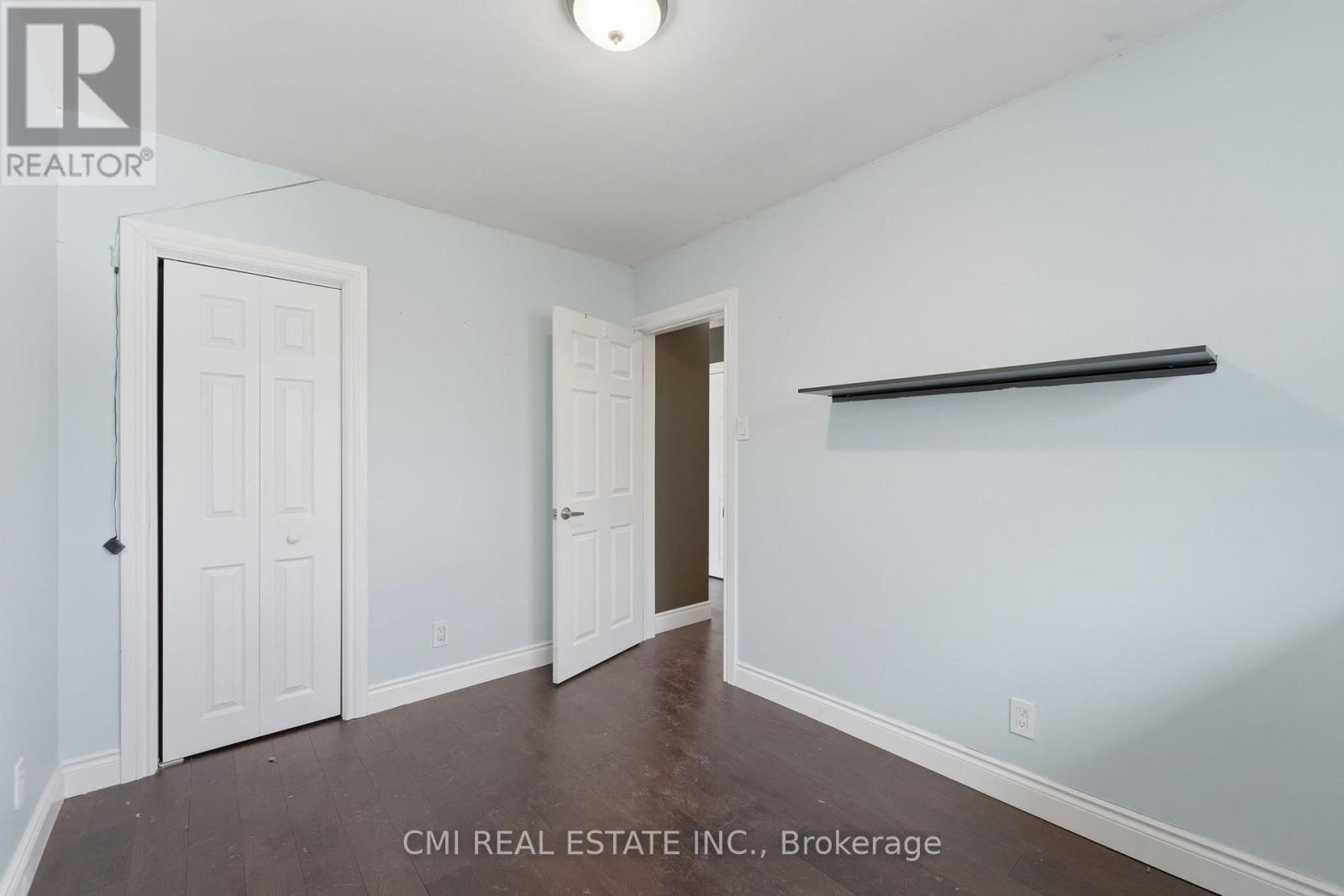 251 FAIRRIDGE ROAD - 23
