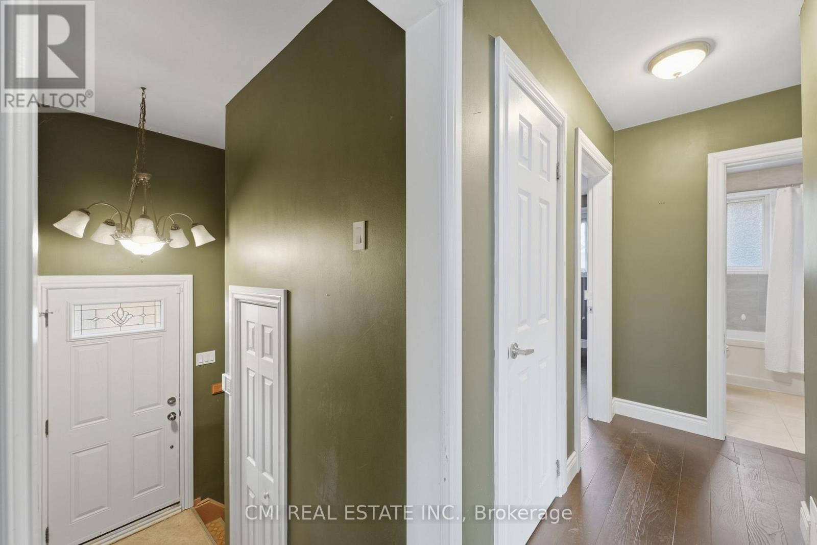 251 FAIRRIDGE ROAD - 7