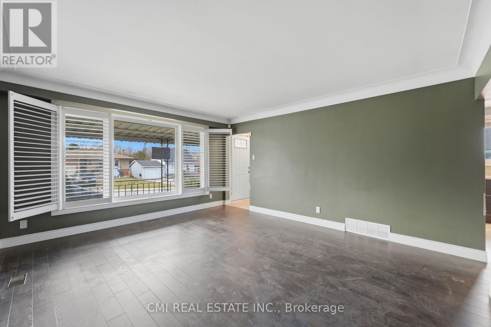 251 FAIRRIDGE ROAD - 8