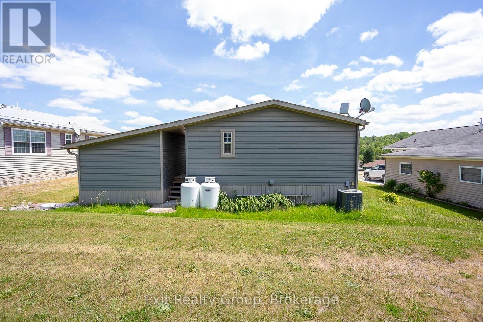 38-152 CONCESSION ROAD 11 WEST - 36