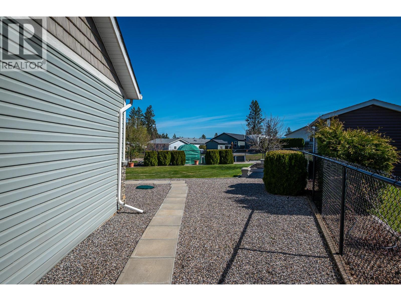 #120 9510 HIGHWAY 97 Road N - 21