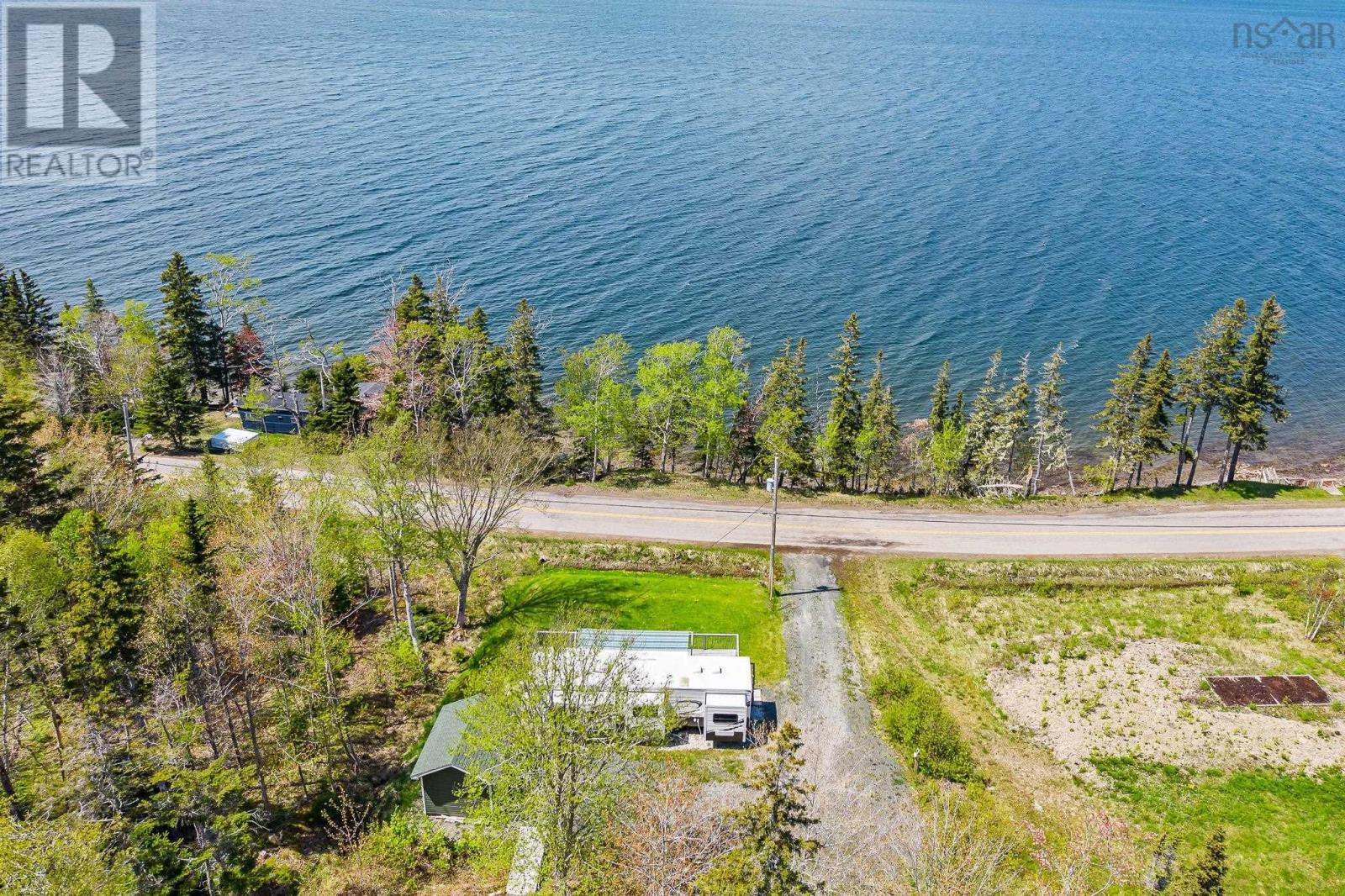 Property 21 of 49 of 9286 Kempt Head Road