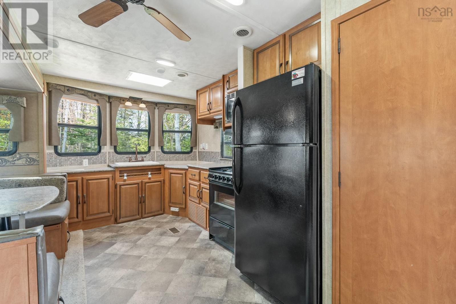 Property 31 of 49 of 9286 Kempt Head Road