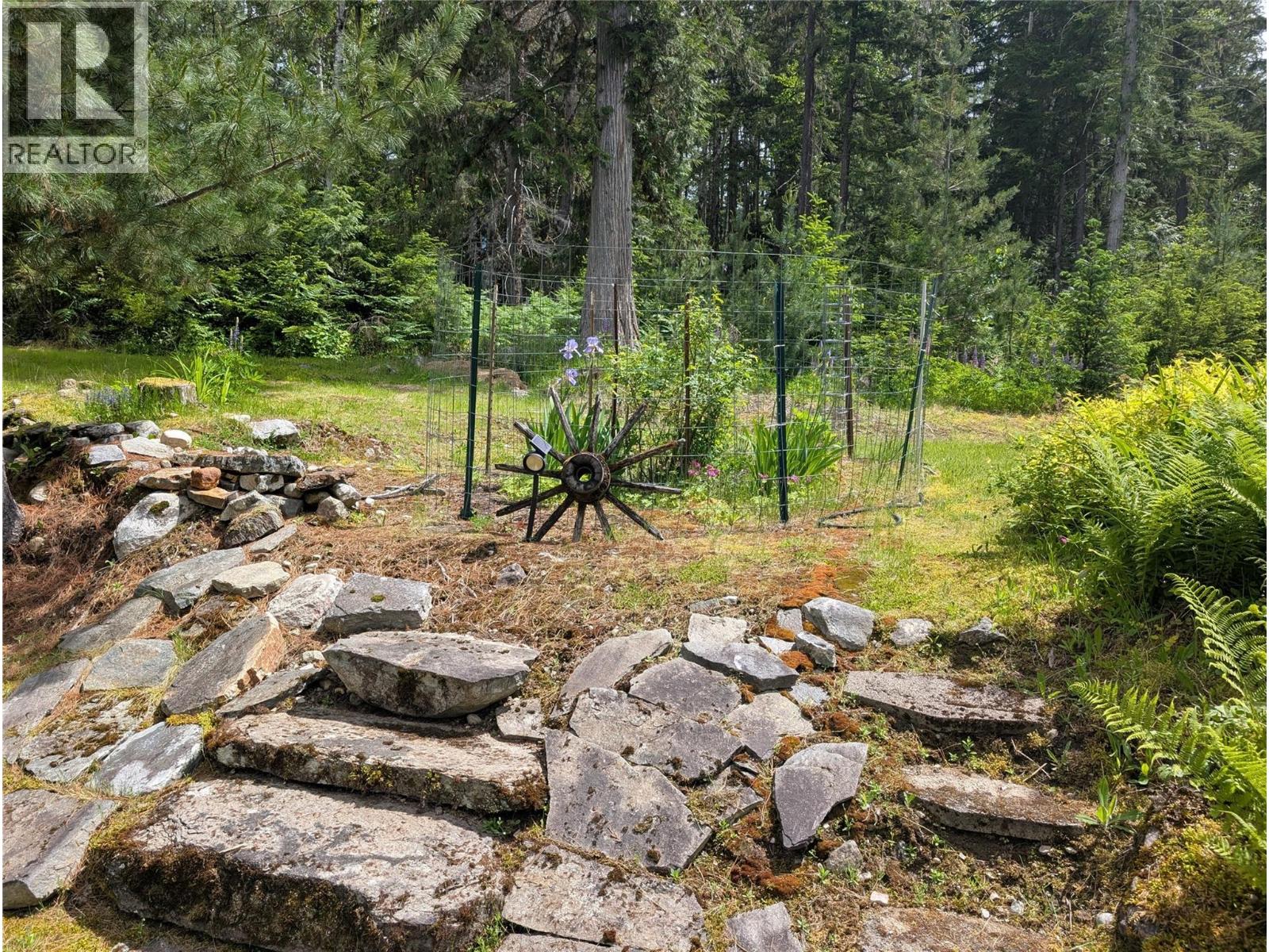 1363 Bourne Crescent - 42