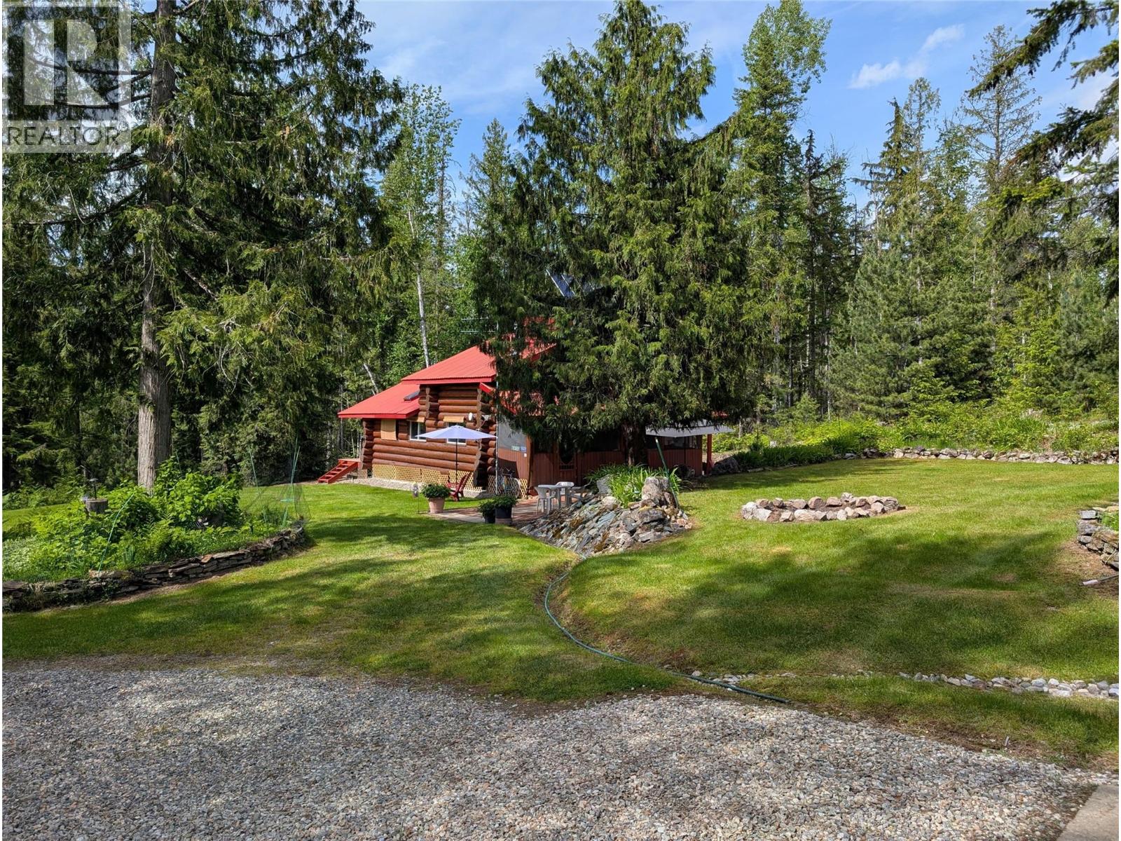1363 Bourne Crescent - 34