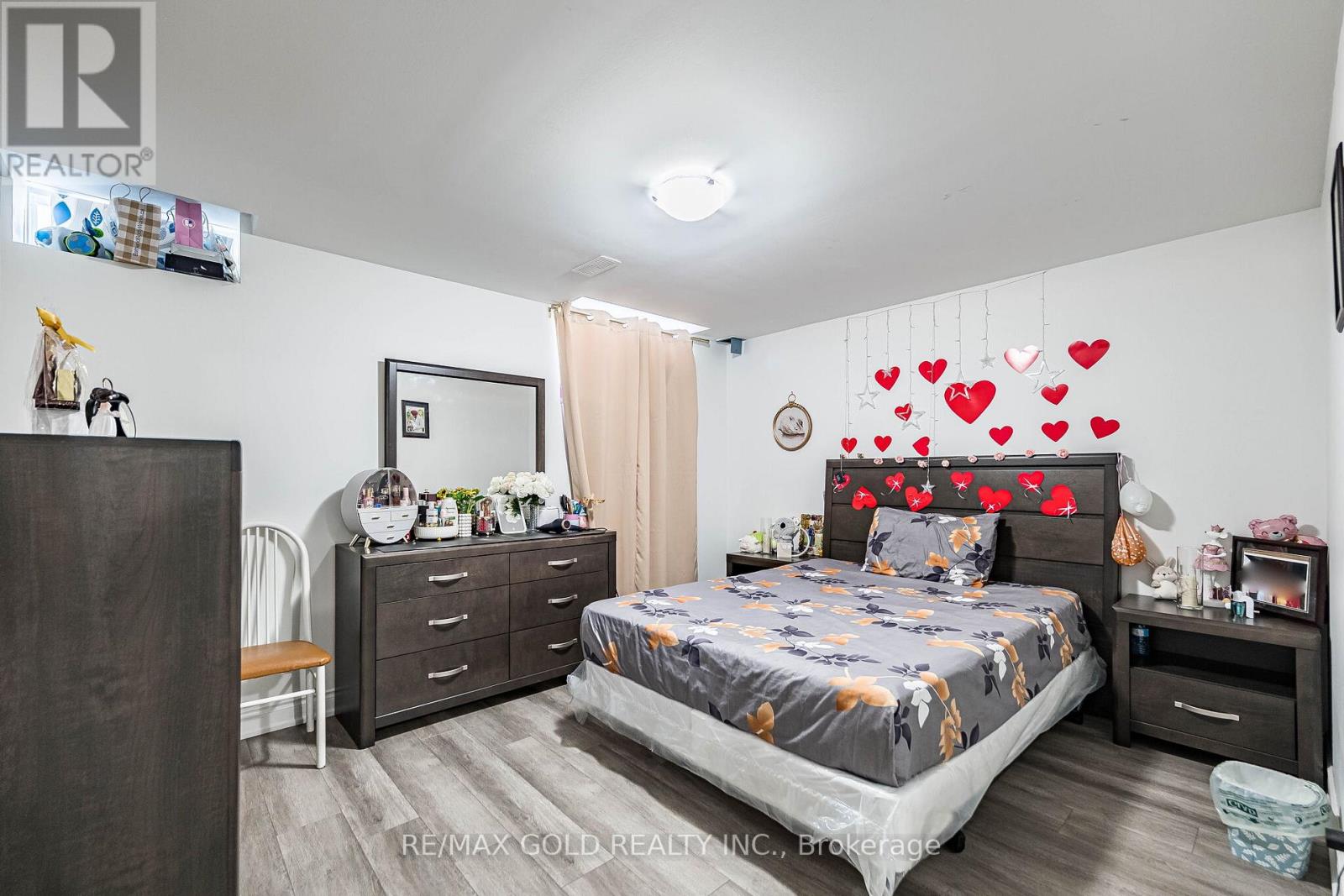 781 GILMOUR CRESCENT - 47