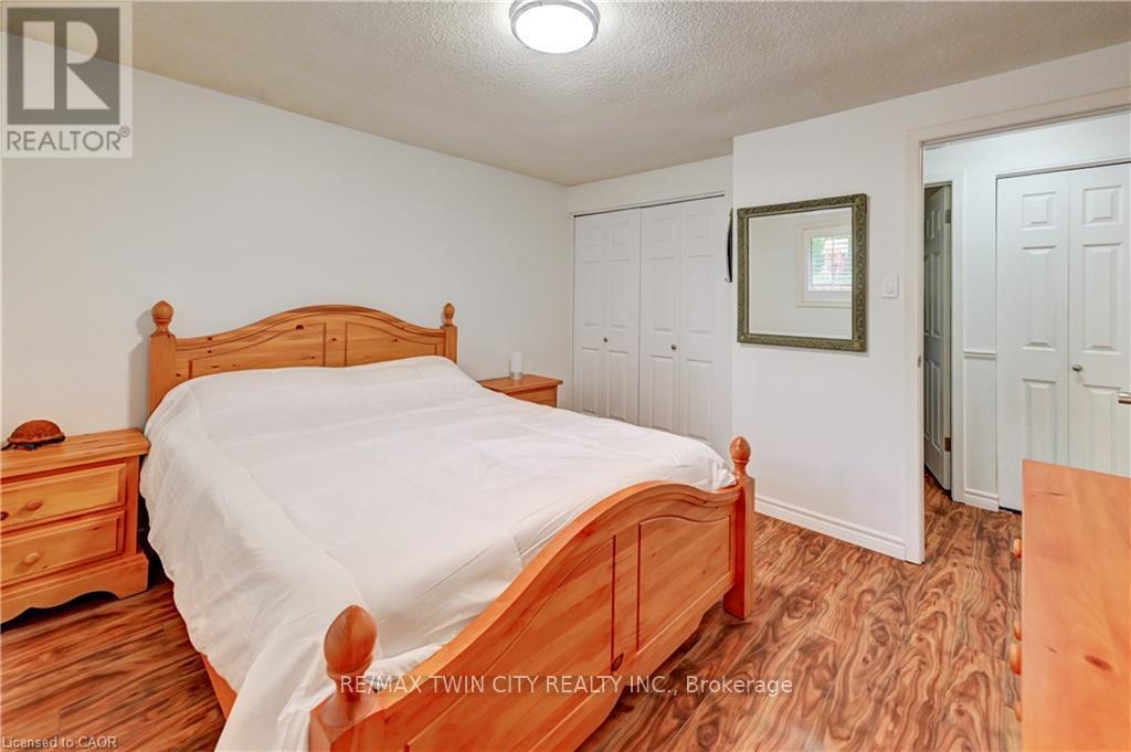 3 PARKLAND CRESCENT - Image 16