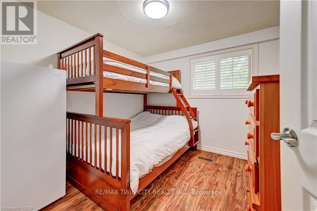 3 PARKLAND CRESCENT - Image 17