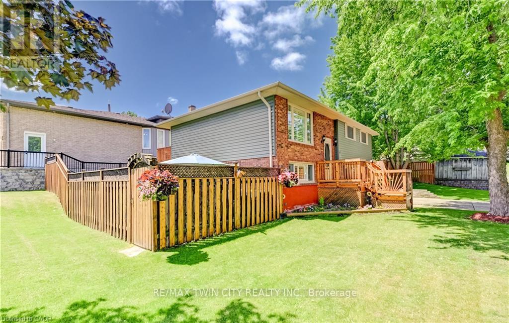 3 PARKLAND CRESCENT - Image 35