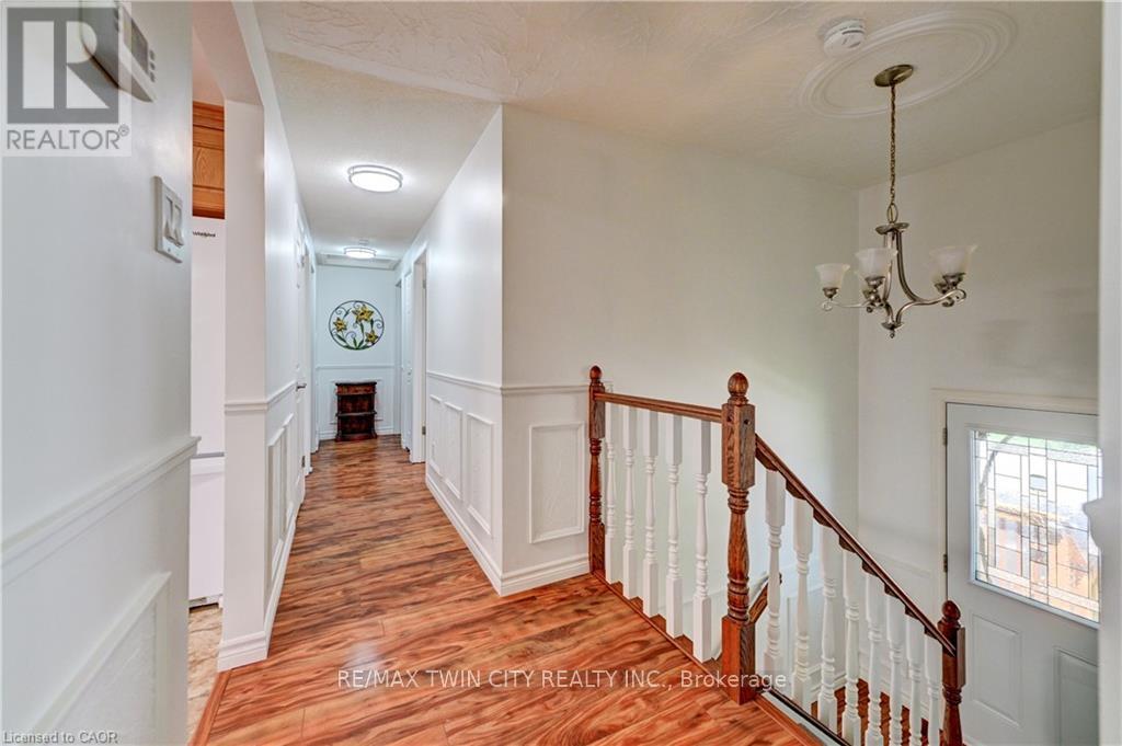 3 PARKLAND CRESCENT - Image 7
