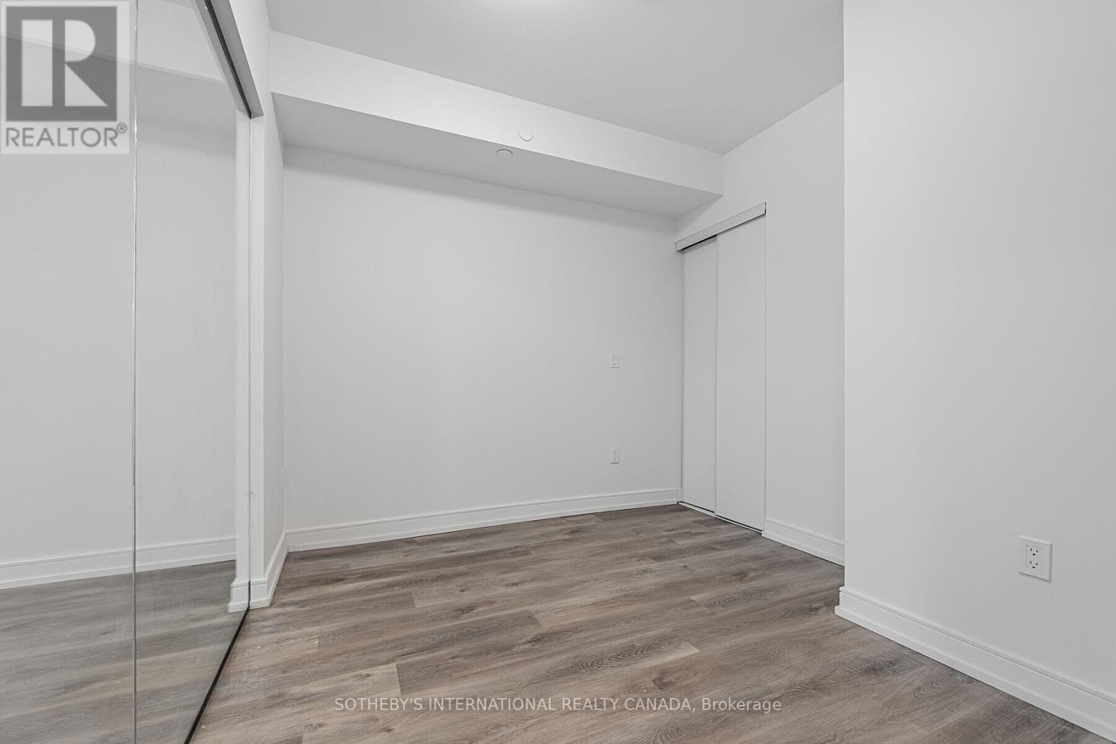 #316 1 JARVIS STREET - 23