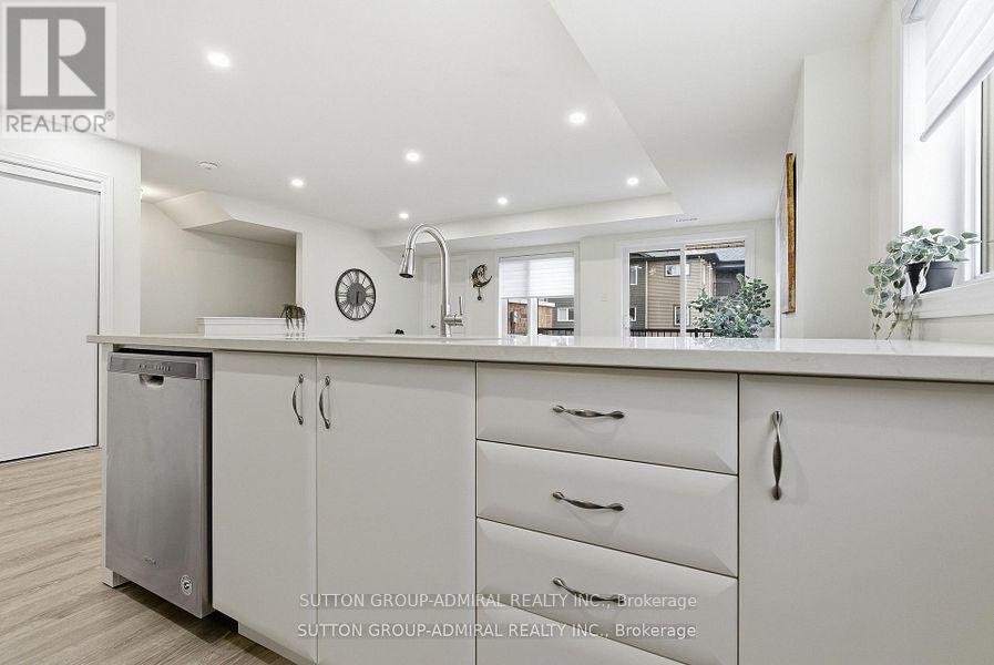 3 Bed, 2 Bath House for Rent in Ottawa – 903 NAUTILUS PRIVATE, Ottawa – MLS# X13427742 - Image 12